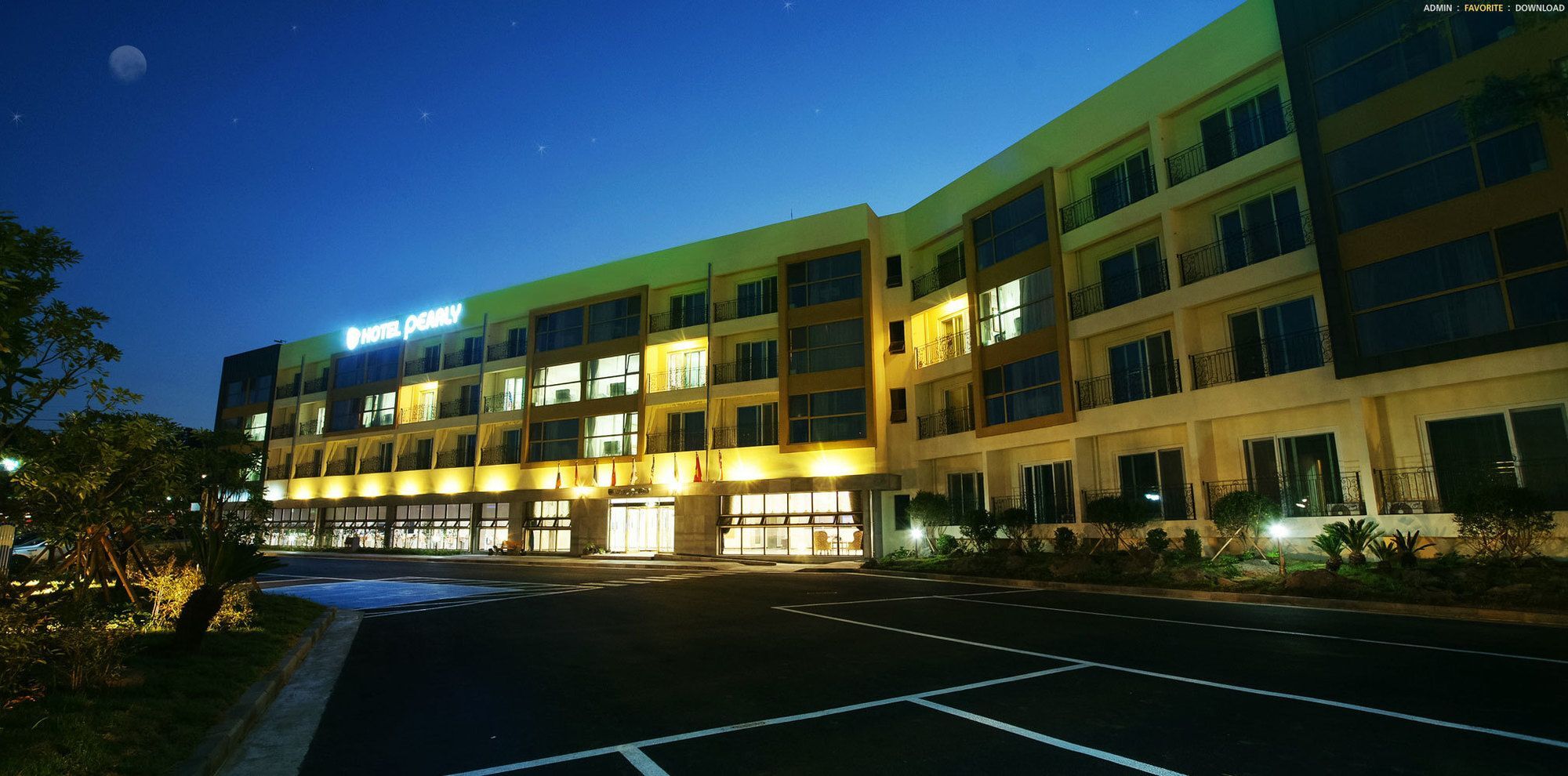 Pearly Hotel Jeju Esterno foto