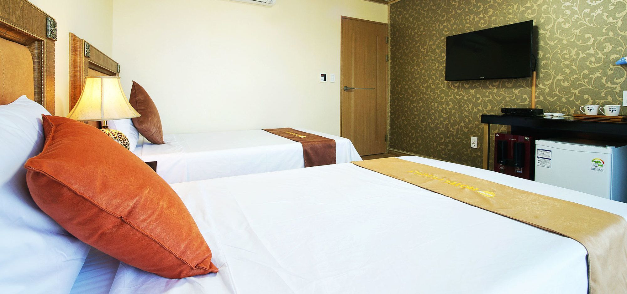 Pearly Hotel Jeju Esterno foto