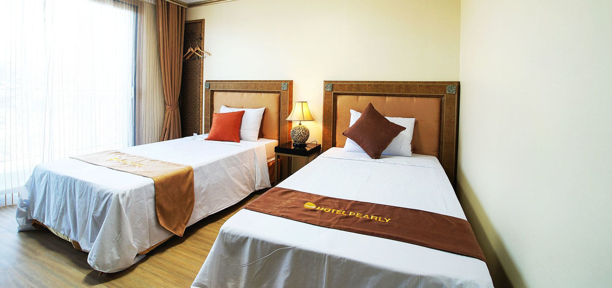Pearly Hotel Jeju Esterno foto