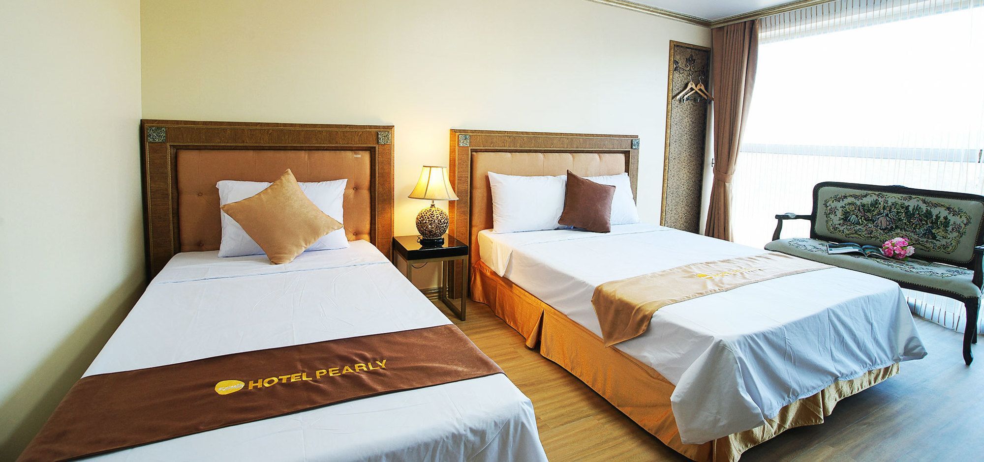 Pearly Hotel Jeju Esterno foto
