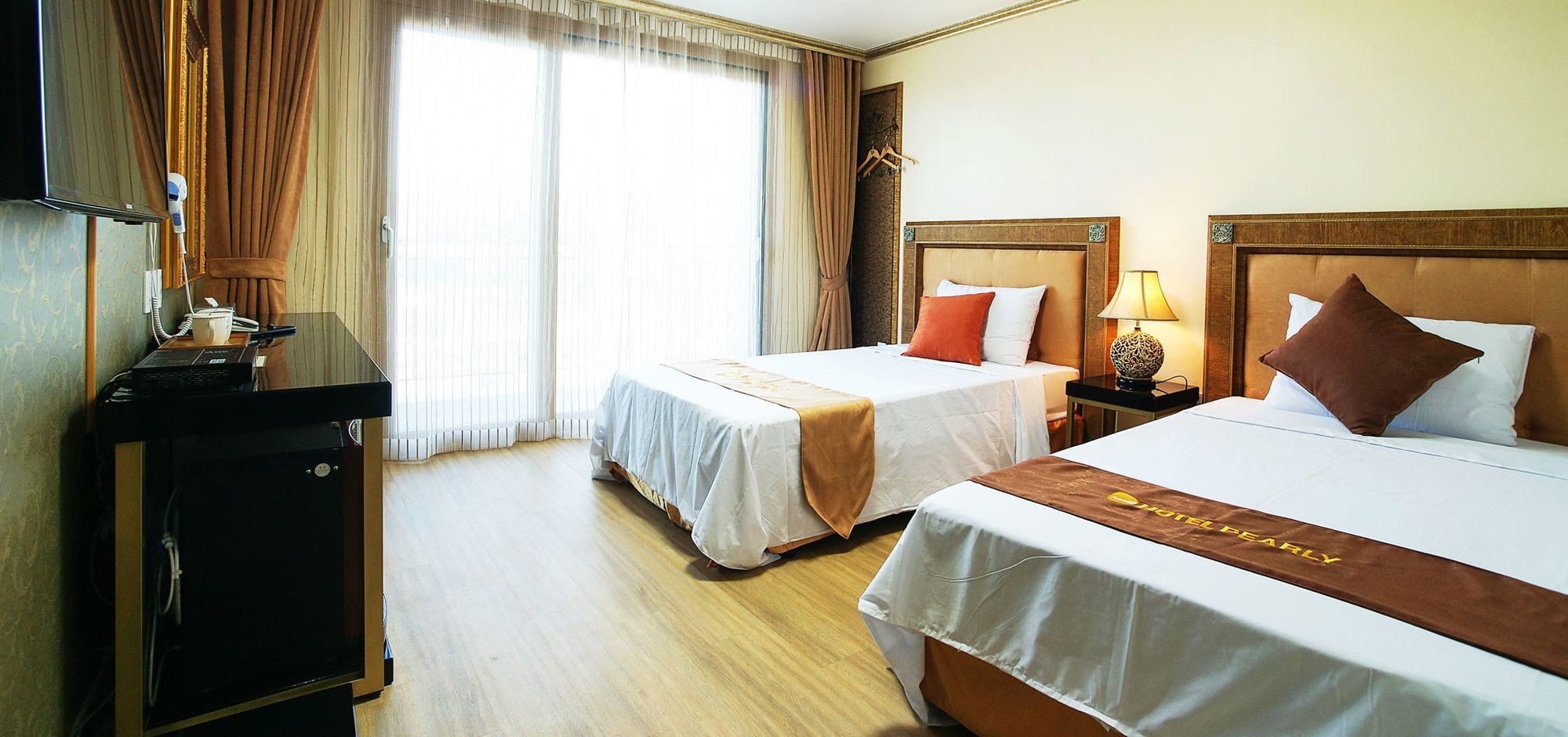 Pearly Hotel Jeju Esterno foto
